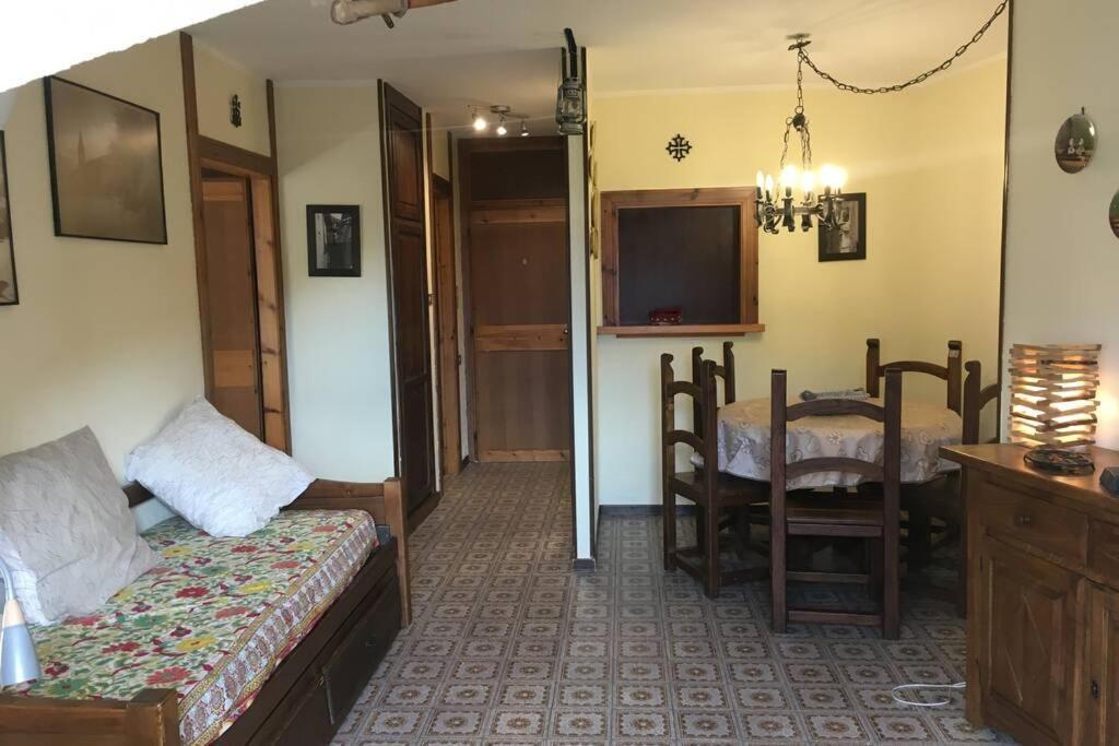Maison des Alpes mansarda Oulx Extérieur photo